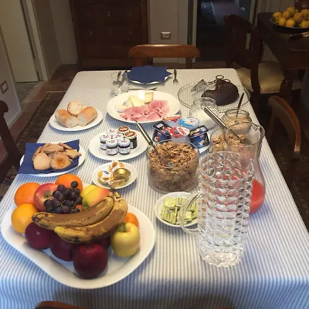 Casa Sironi ベッド・アンド・ブレックファスト トルトーナ